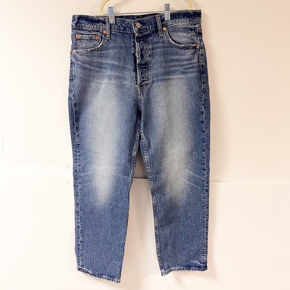 GAP Cheeky Straight Leg High Rise Button Fly Jeans in Medium Wash Size 10S - Picture 5 of 14